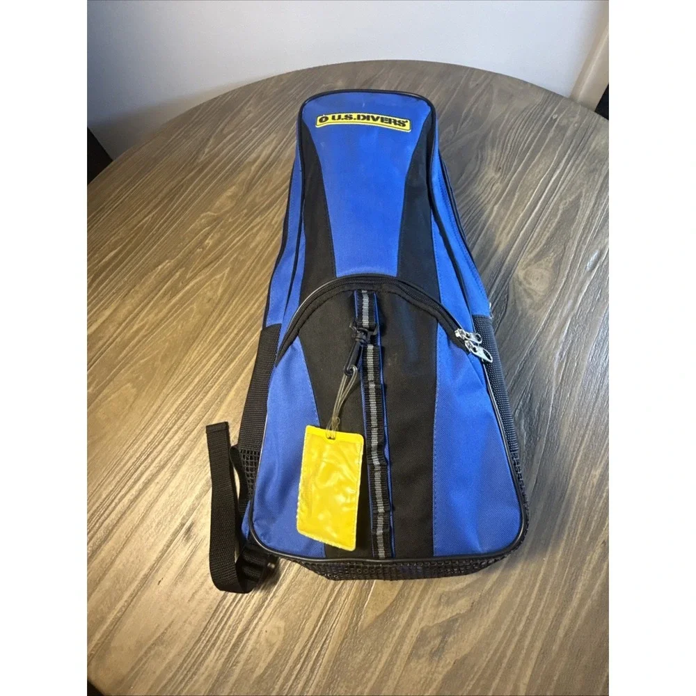 U.S. Divers Proflex Snorkel Set Adult Medium 7-10 Mask Fins Snorkel Travel Bag